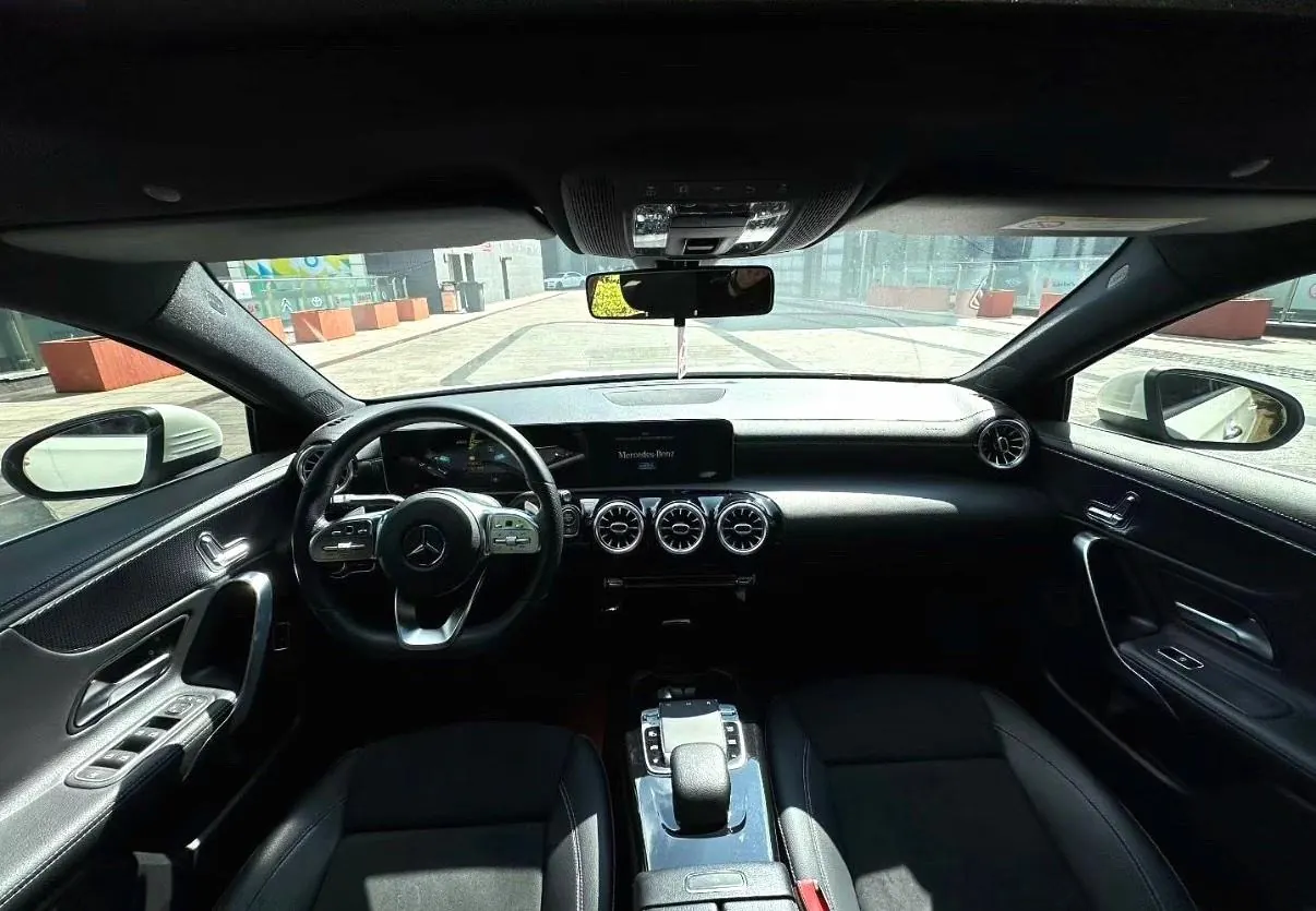 Mercedes Benz Class A 2021 A 200 L 1.3T Fashion Automatic Gear 3