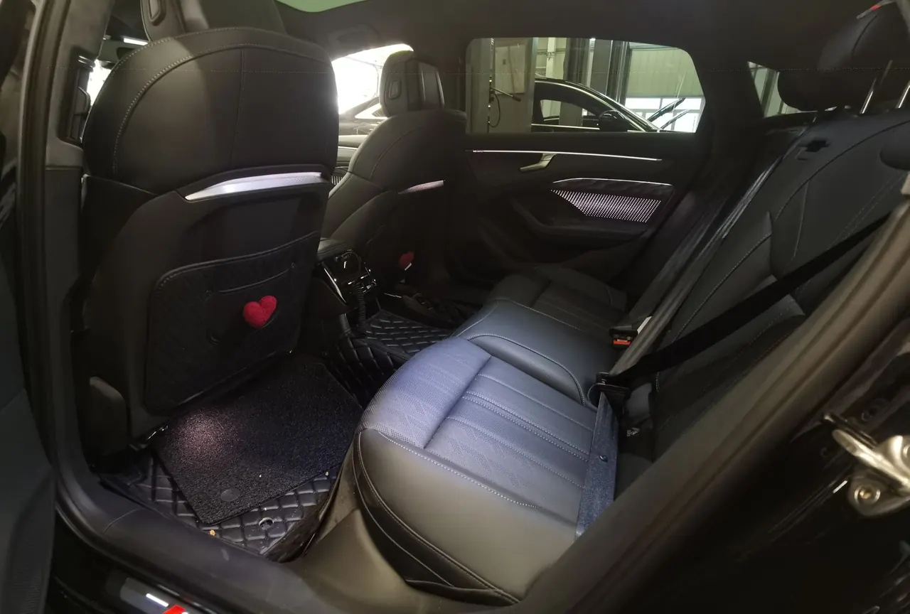 Audi 2026 A6L 2.0T Enjoy Dynamic Automatic 2