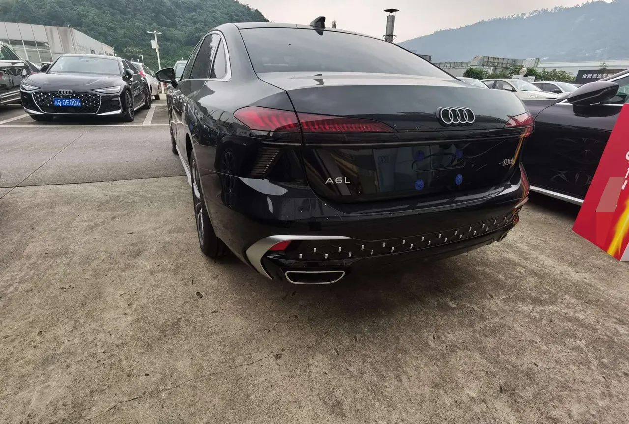 Audi 2026 A6L 2.0T Enjoy Dynamic Automatic 9
