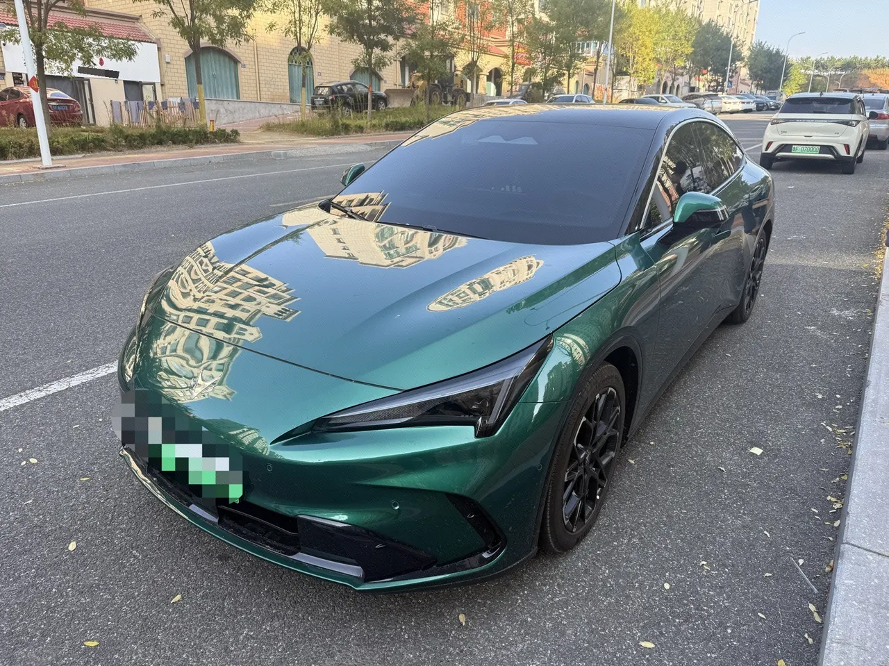 ARCFOX 2026 α S 5 630 yuan Environment Intelligence Edition 185kW Automatic Gear - View 1