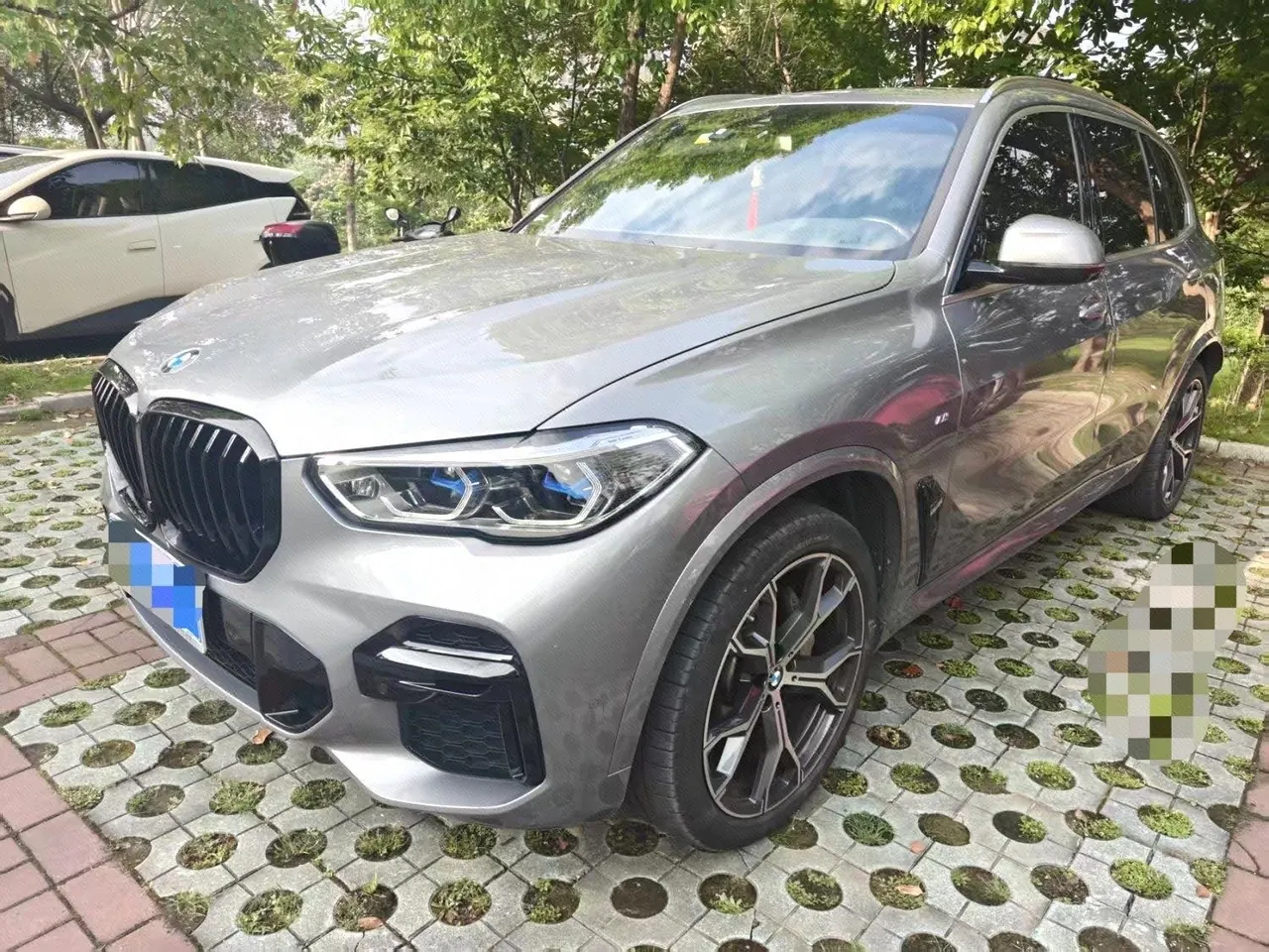 Open image lightbox: BMW 2022 X5 xDrive40Li 48V 3.0T M sports suit (modified) automatic gear