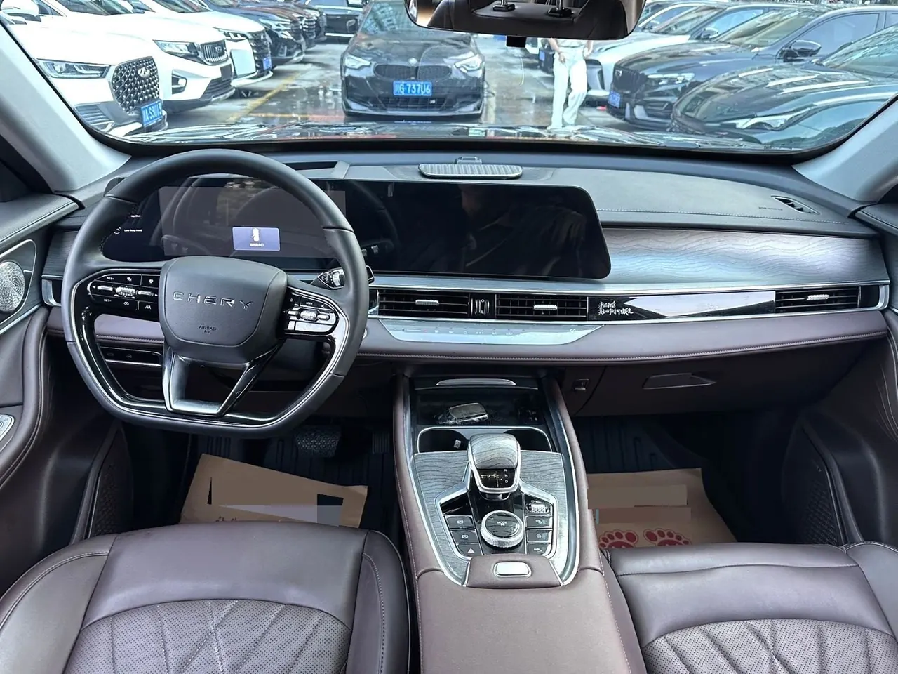 Chery 2024 Ruihu 8 PRO 2.0T 390T Champion Edition Two-Drive Peak Edition 7-seat Automatic Gear 5