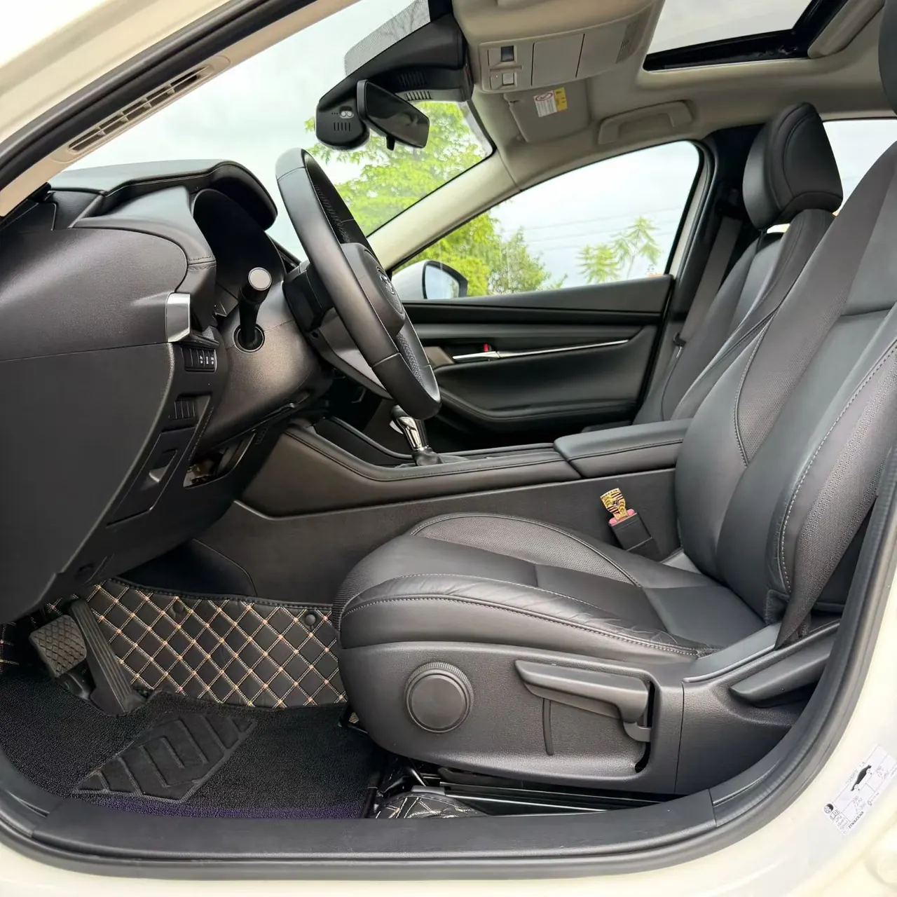 Mazda 3 Oncorsela 2020 Mazda 3 Oncorsela-sedan 2.0 elegant automatic gear 5