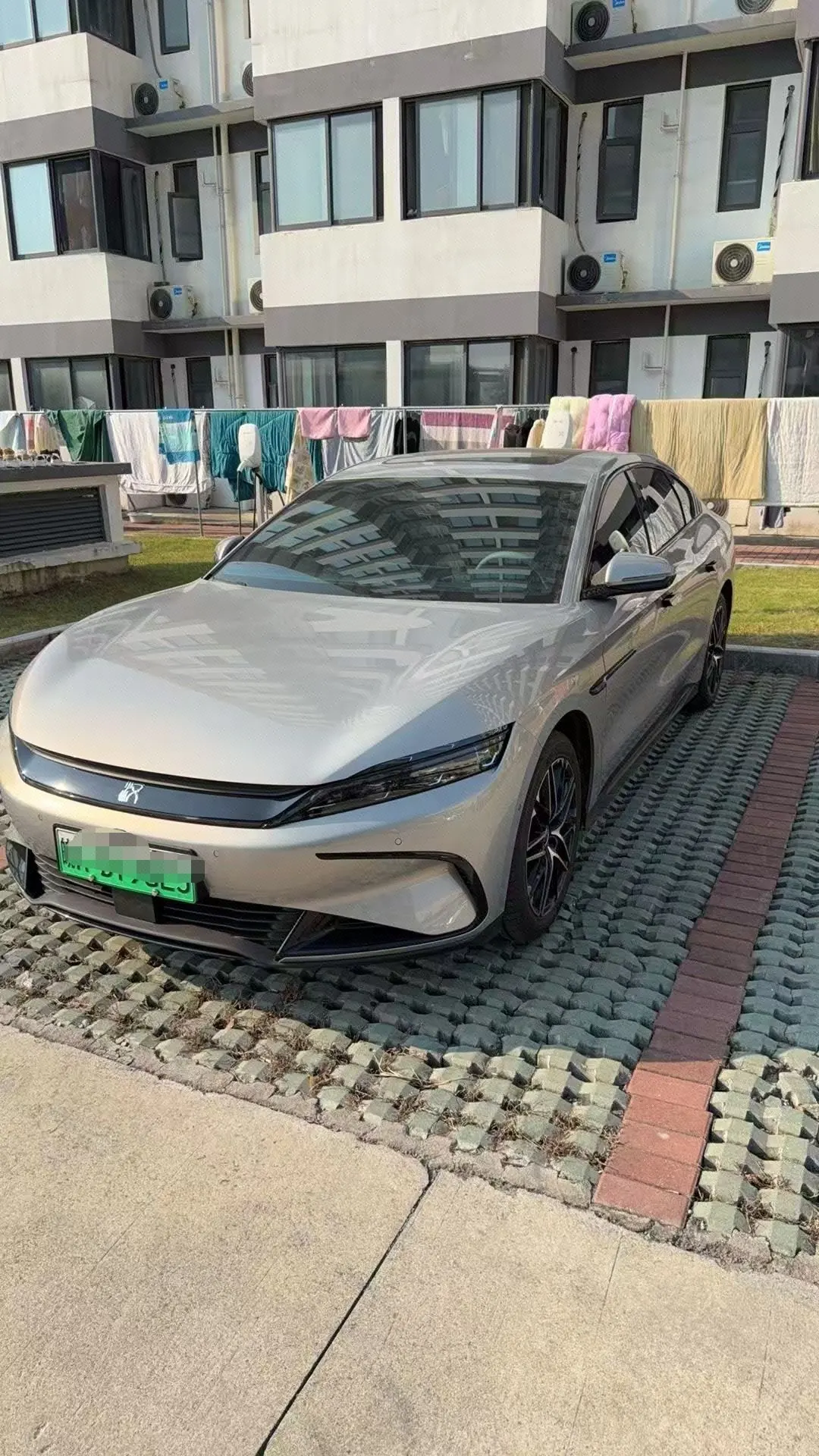 Open image lightbox: BYD 2026 Han EV Smart Driving Edition 635KM Pilot Edition Automatic Gear