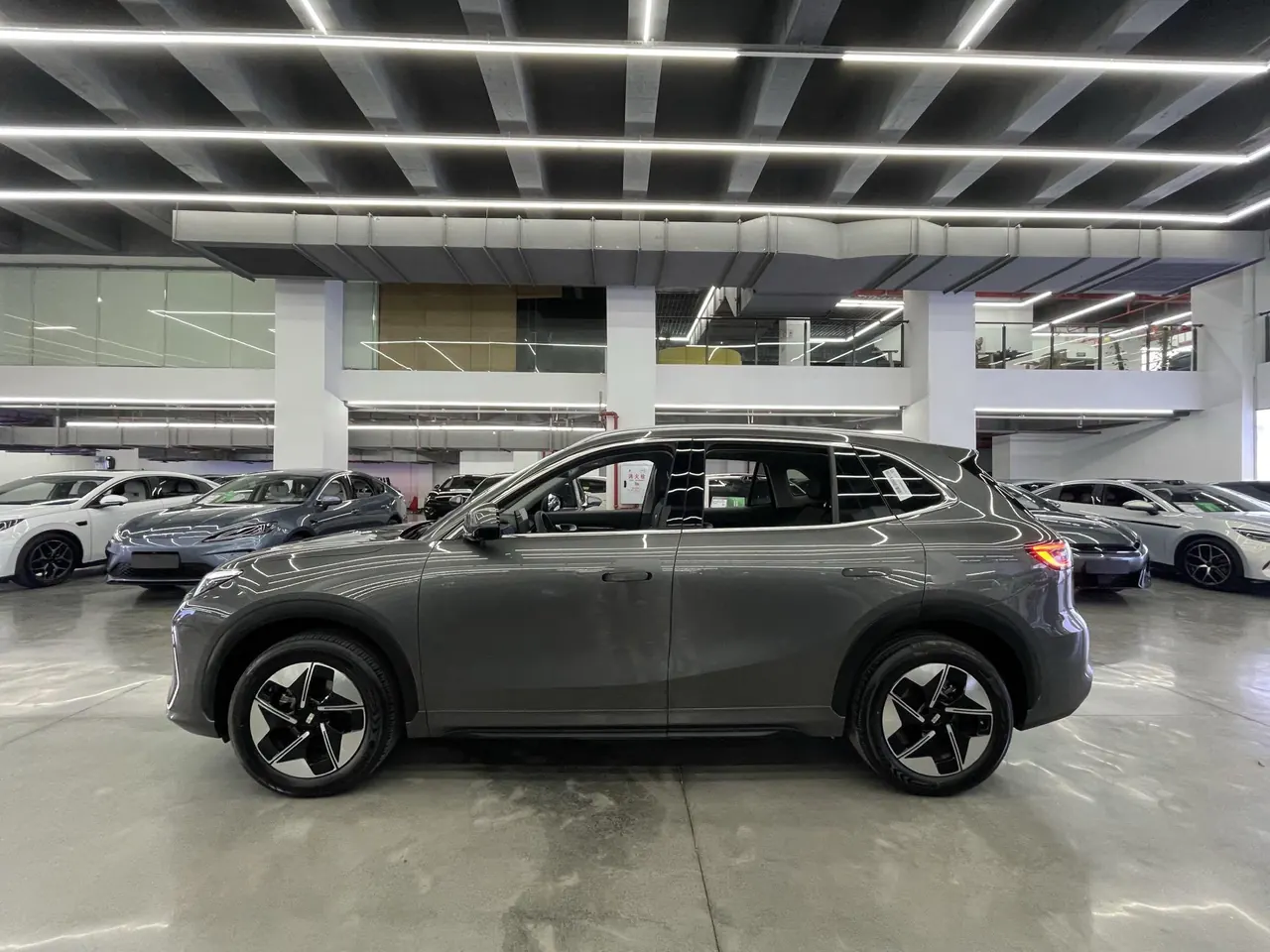 Geely Galaxy 2026 E 5 610km Discovery Edition Automatic Gear 3