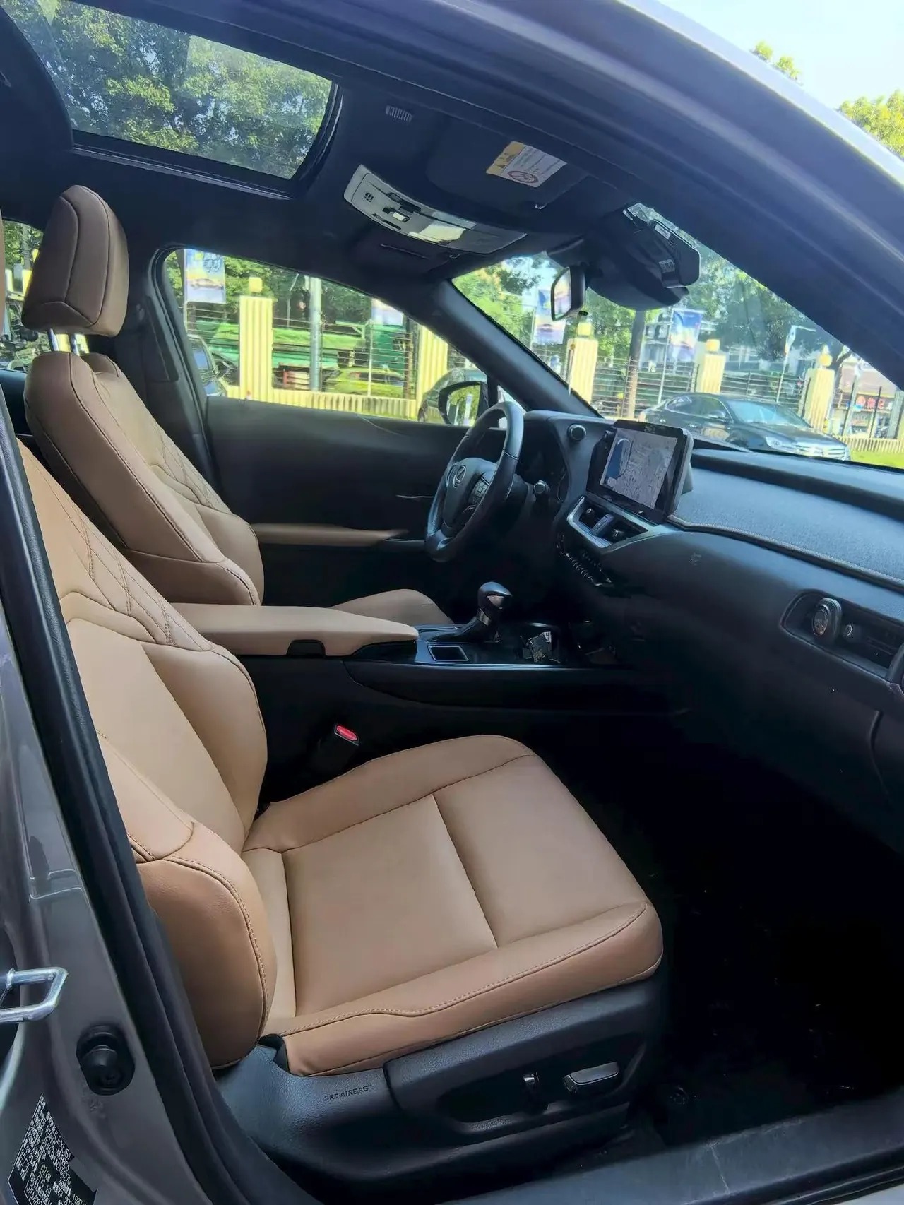 Lexus UX (Imported) 2022 UX260h 2.0 Stepless Exploration and Interesting Edition Automatic Gear 8