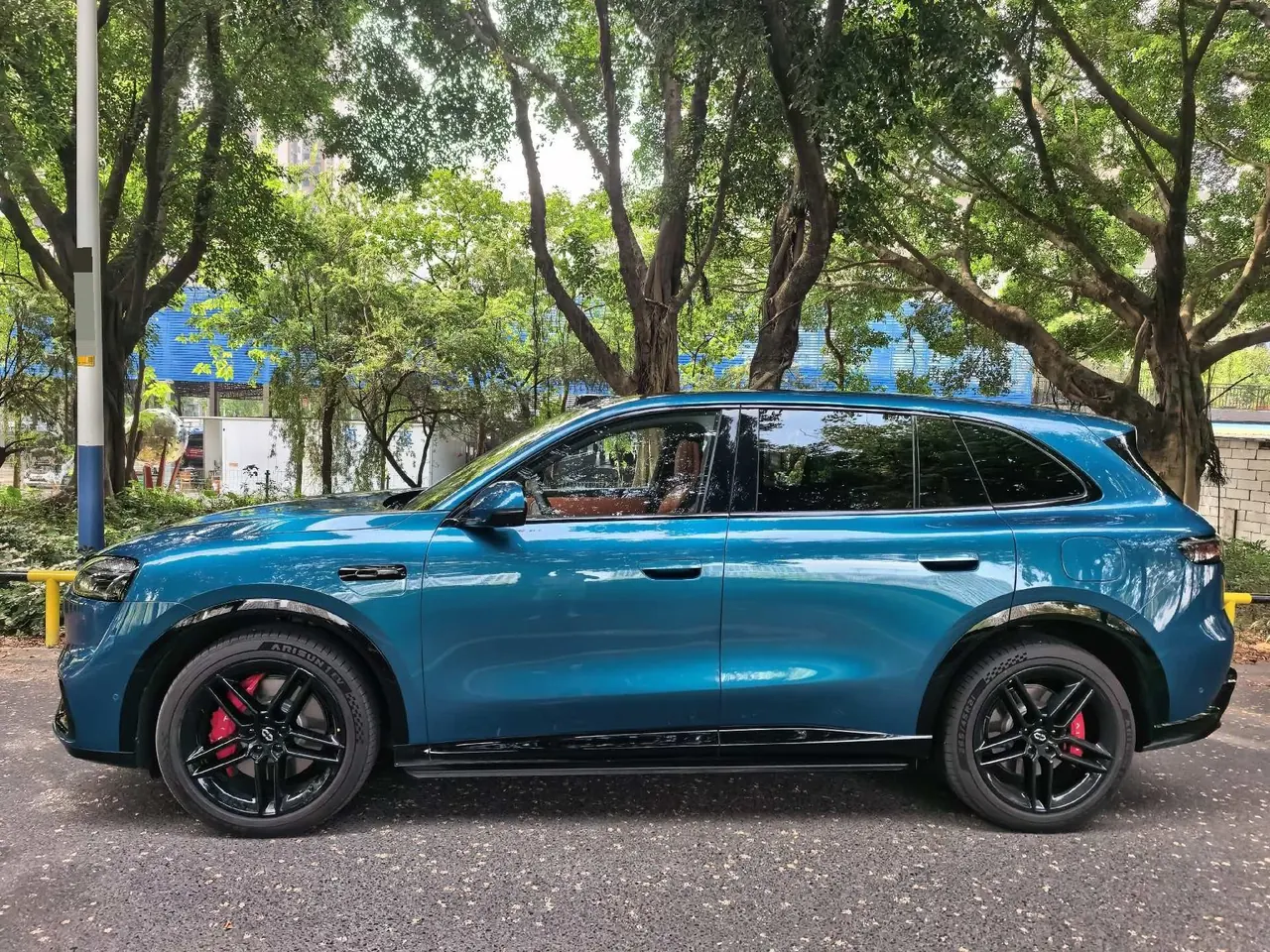 AITO 2026 AITO M6 Ultra 4WD Edition Automatic Gear 3