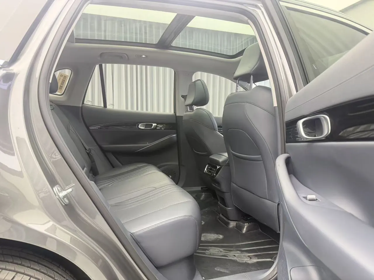 Geely Galaxy 2026 E 5 610km Discovery Edition Automatic Gear 14