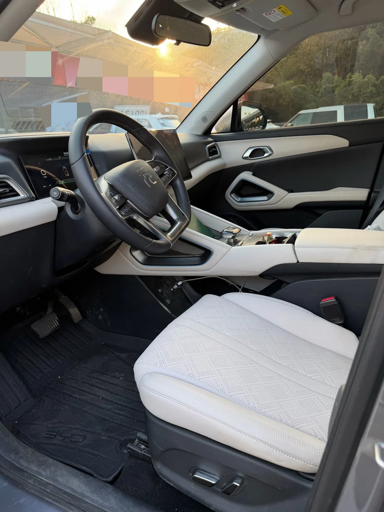 BYD 2024 Yuan UP 401KM Exceed Automatic Gear 4