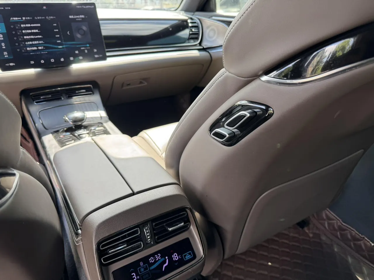 BYD 2020 Han DM 2.0T 4-wheel drive performance version noble automatic gear 5