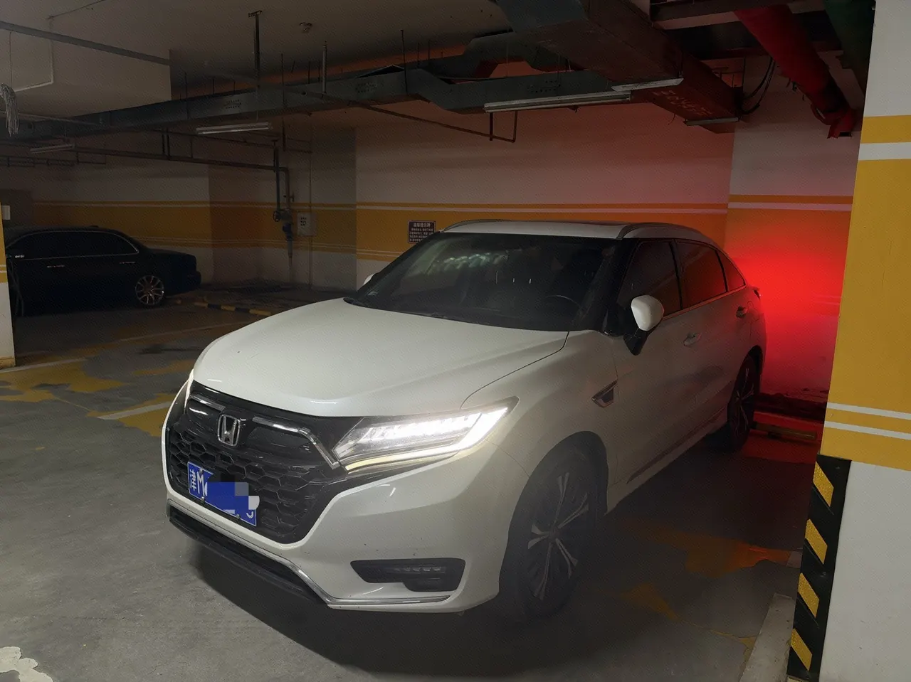 Honda 2020 UR-V 2.0T 370TURBO two-drive elegant version of automatic gear - View 1