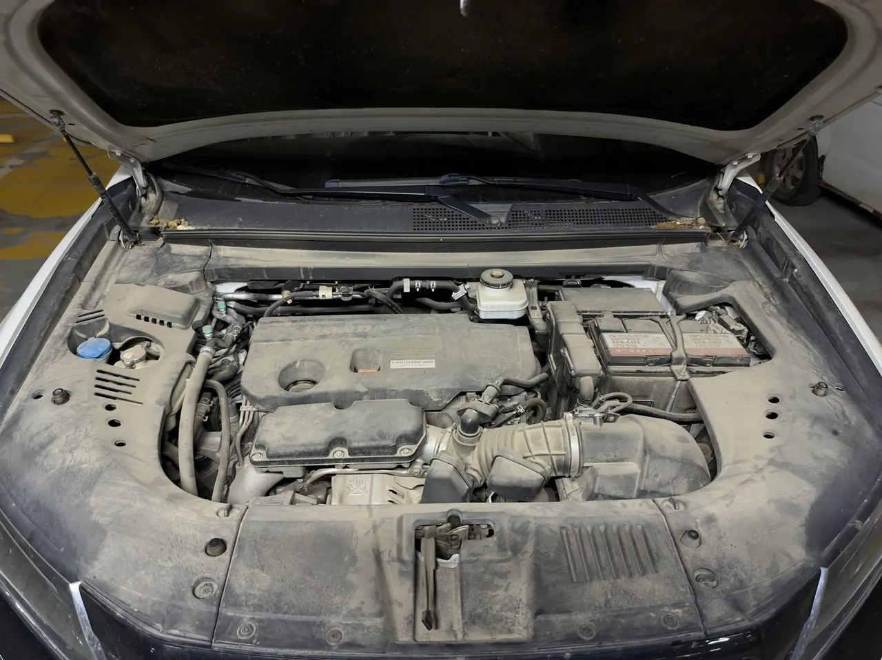 Honda 2020 UR-V 2.0T 370TURBO two-drive elegant version of automatic gear 7