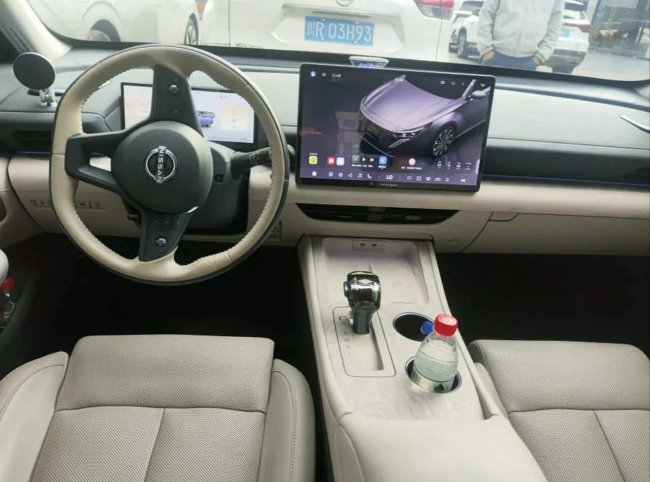 Nissan 2026 Teana 2.0T Stepless Hongmeng Cockpit Flagship Automatic Gear 5
