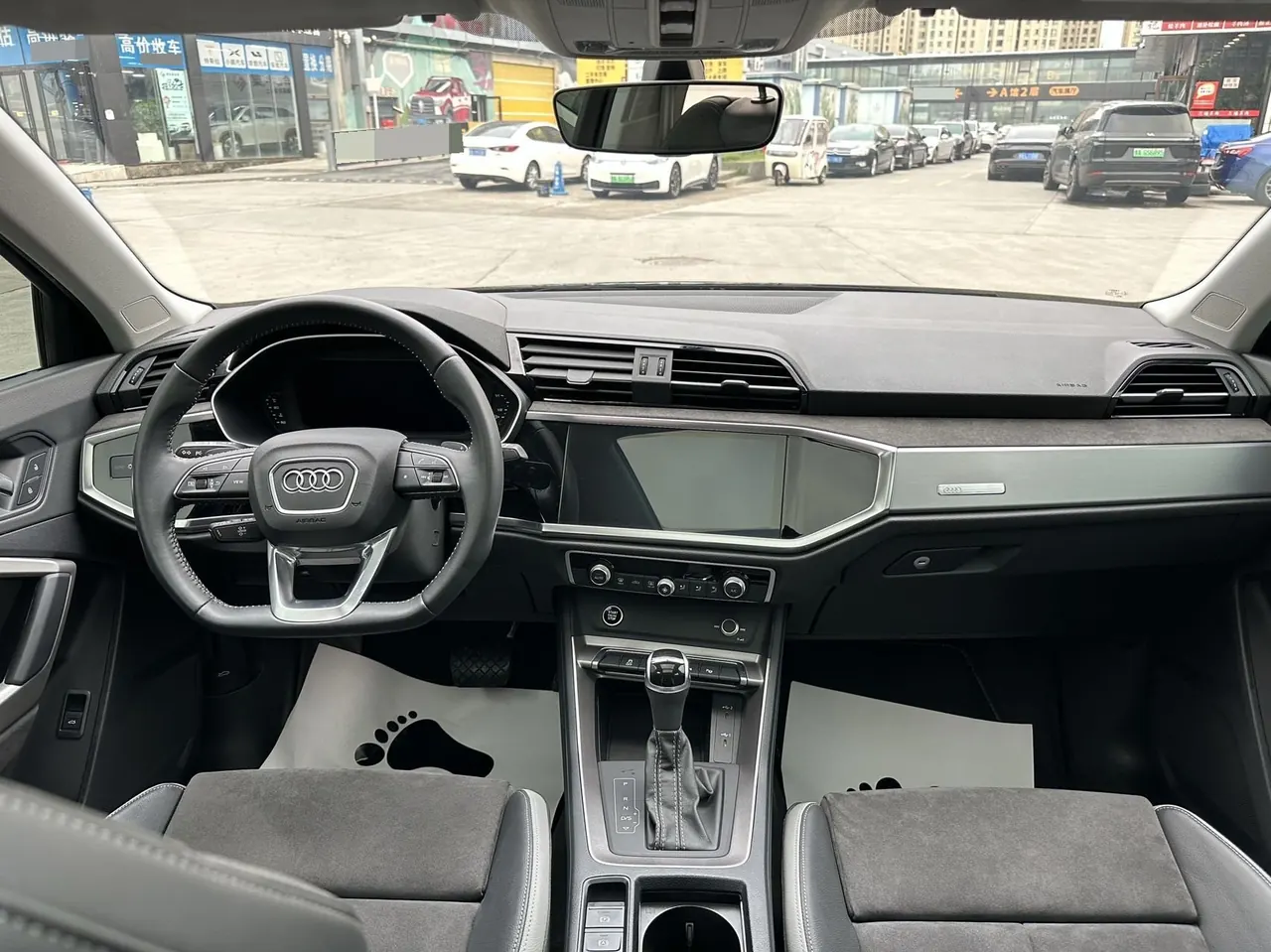 Audi 2022 Q3 1.4TFSI 35TFSI Fashion Dynamic Automatic 6
