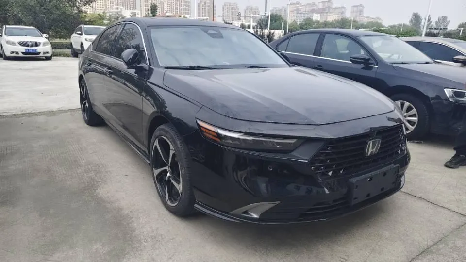 Honda 2023 11th Generation Accord 1.5T Stepless 260TURBO Premium Edition Automatic Gear 2