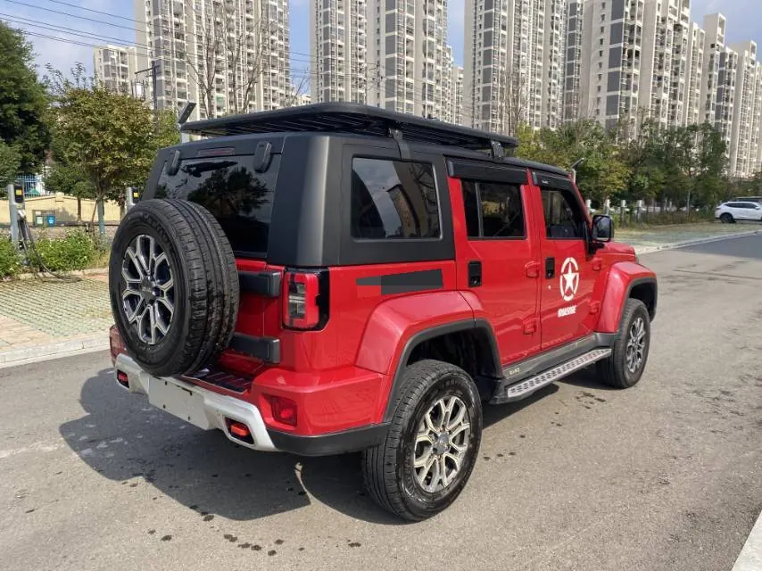 Beijing 2020 BJ40 2.0T 4-wheel drive city hunter version chivalrous automatic gear 8