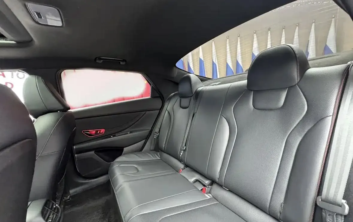 Hyundai 2023 Elantra -3-compartment 1.4TGDi 240TGDi N Line LUX Premium Automatic 3