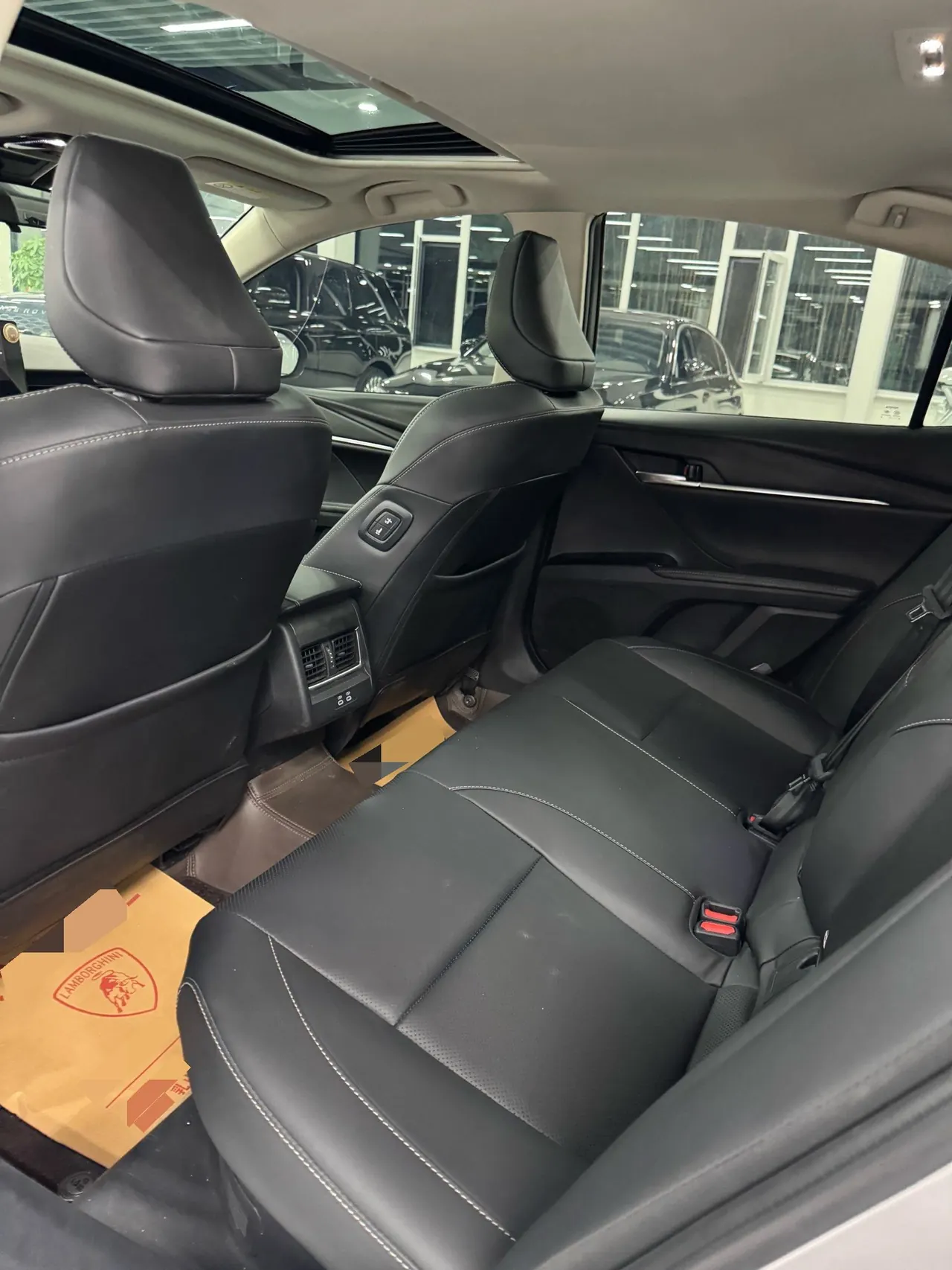 Toyota 2024 Camry Dual Engine 2.0HGVP Stepless Deluxe Automatic Gear 5