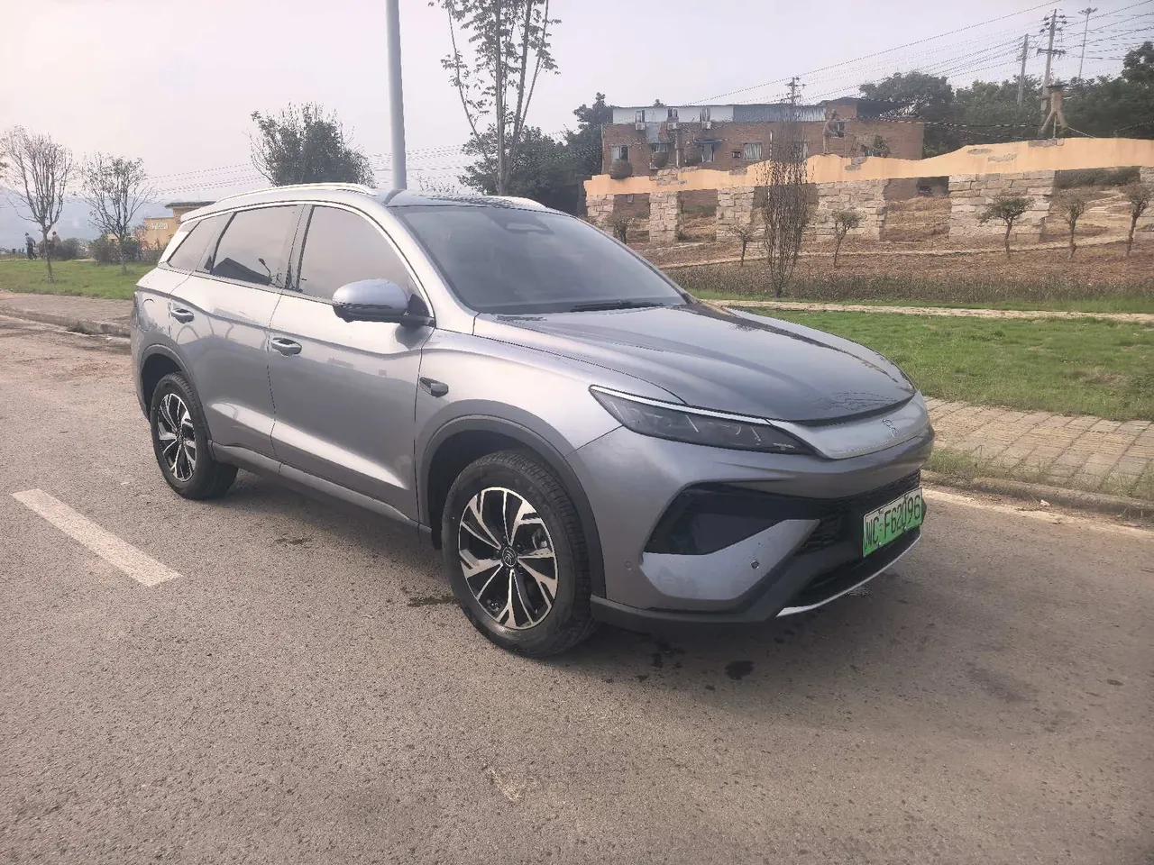 BYD Song Pro New Energy 2025 Song Pro DM-i 1.5 Stepless Smart Driving Edition 75KM Exceed Automatic Gear 2