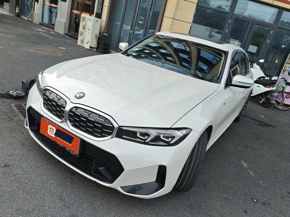Открыть галерею: BMW 3 Series 2023 325Li 2.0T M Sports Suit Automatic Gear