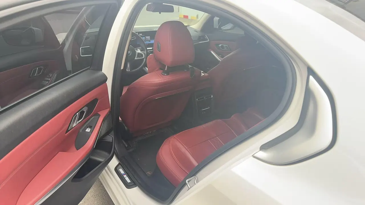 BMW 3 Series 2023 325Li 2.0T M Sports Suit Automatic Gear 4