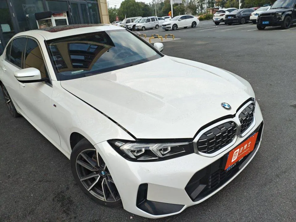 BMW 3 Series 2023 325Li 2.0T M Sports Suit Automatic Gear 5