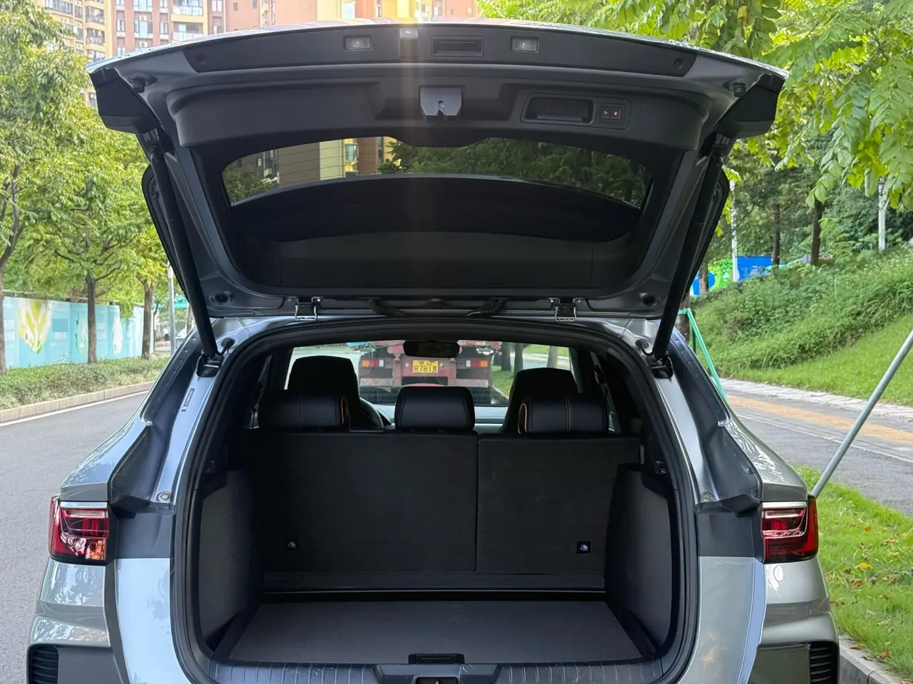 BYD Song PLUS New Energy 2021 Song PLUS DM-i 1.5 Stepless 51KM Honorable Automatic Gear 16