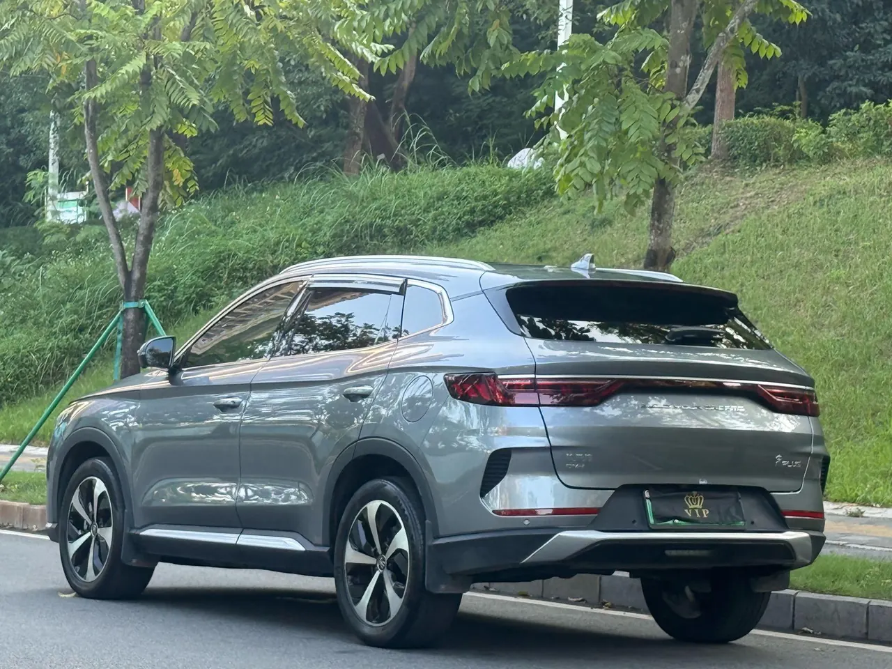 BYD Song PLUS New Energy 2021 Song PLUS DM-i 1.5 Stepless 51KM Honorable Automatic Gear 4