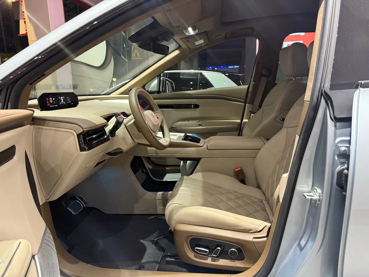 Hao Bo 2024 HT 825 UHV Smart Driving Edition Automatic Gear 4
