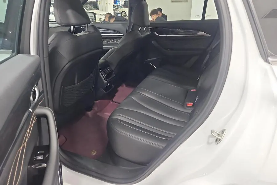 Geely 2024 XingyueL (Monjaro) 2.0TD EVO Two-Drive Long Wind Edition Automatic Gear 8