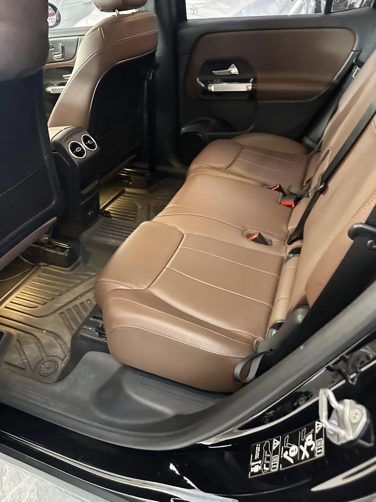 Mercedes Benz 2021 GLB 200 1.3T Fashion Automatic 3
