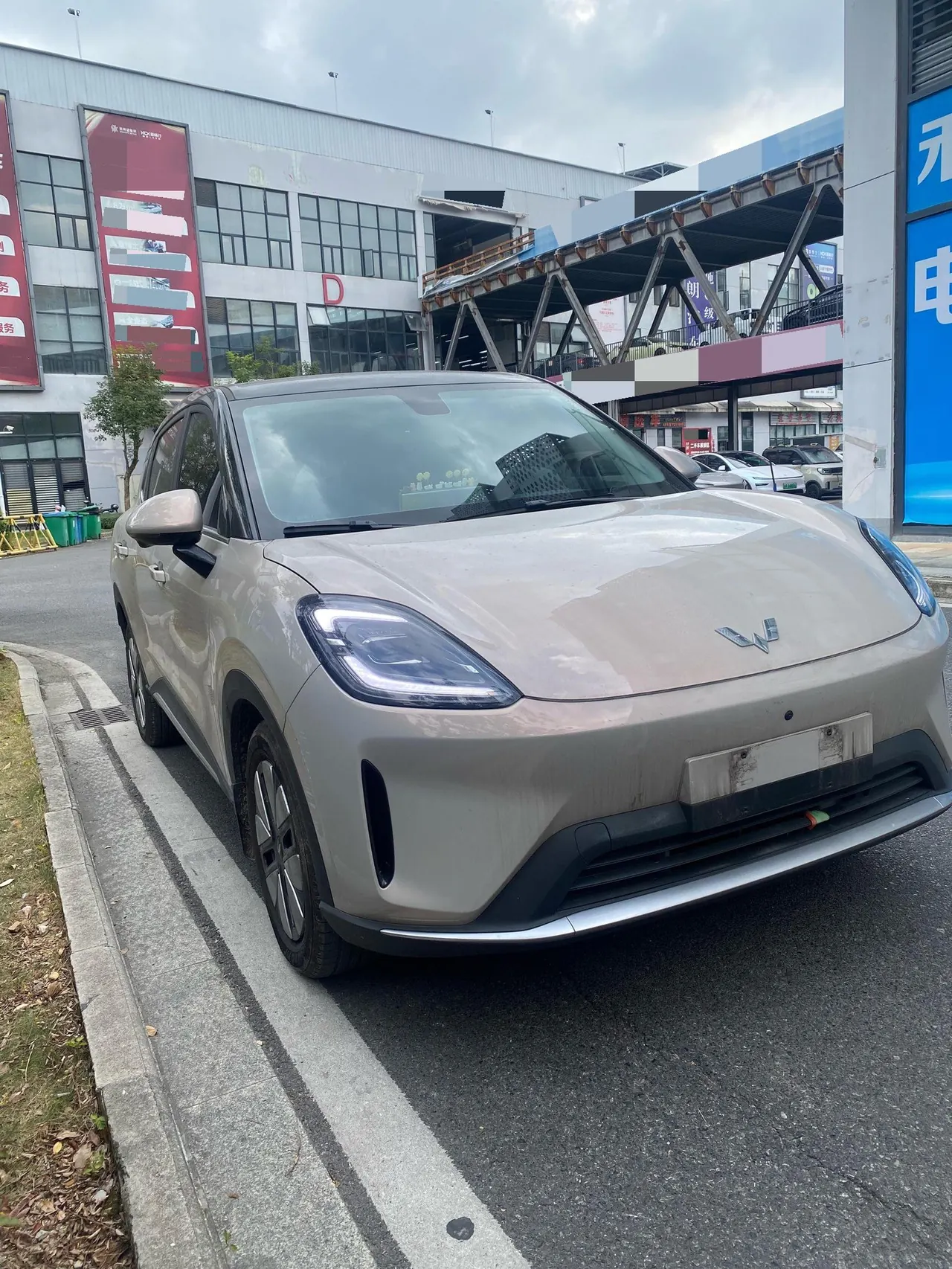 WuLing 2025 Plantronics S 325km Exclusive Automatic Transmission 3