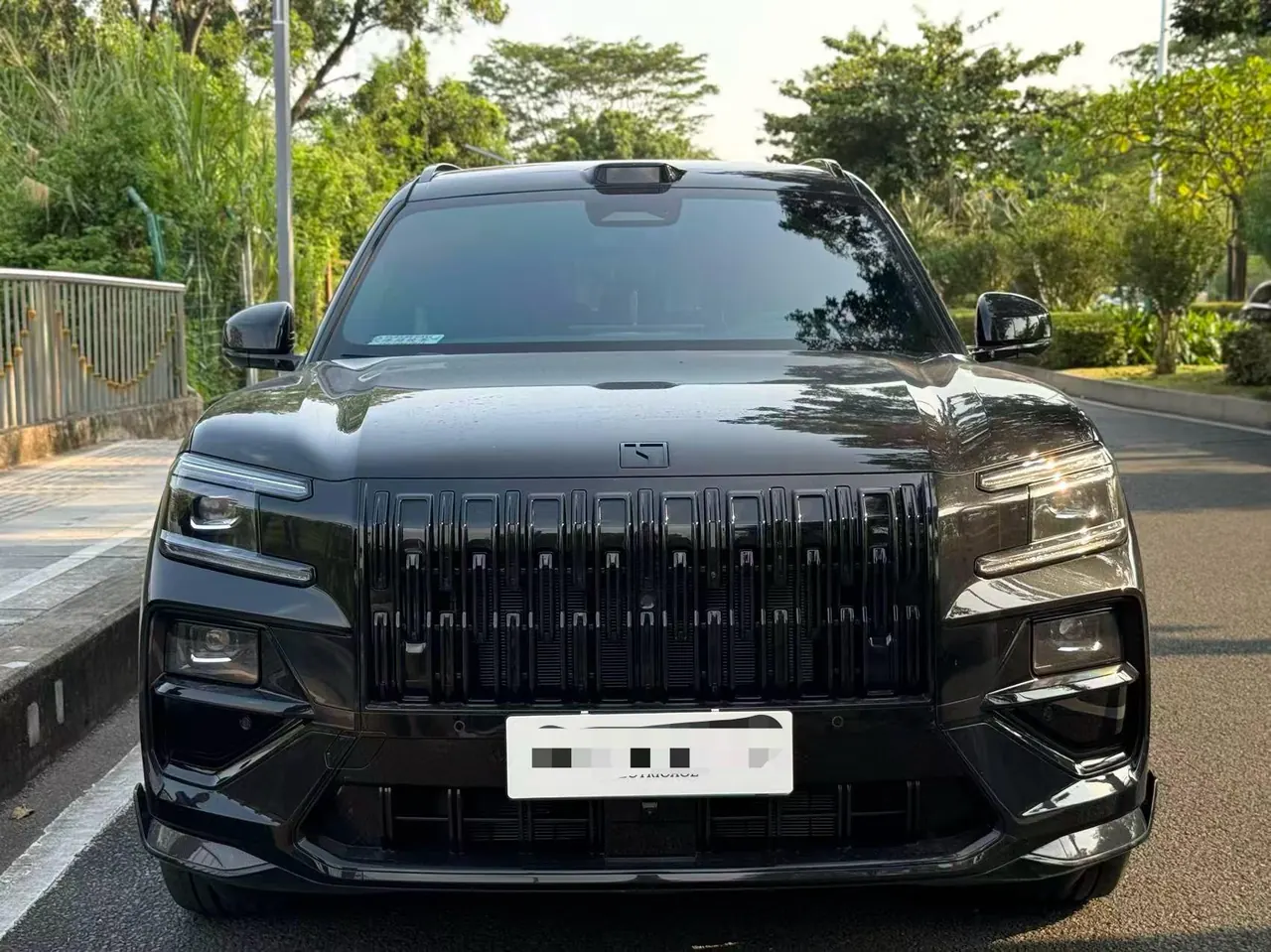 Zeekr 2026 Zeekr 9X 2.0T Obsidian Edition 70kWh5 Automatic Gear 2
