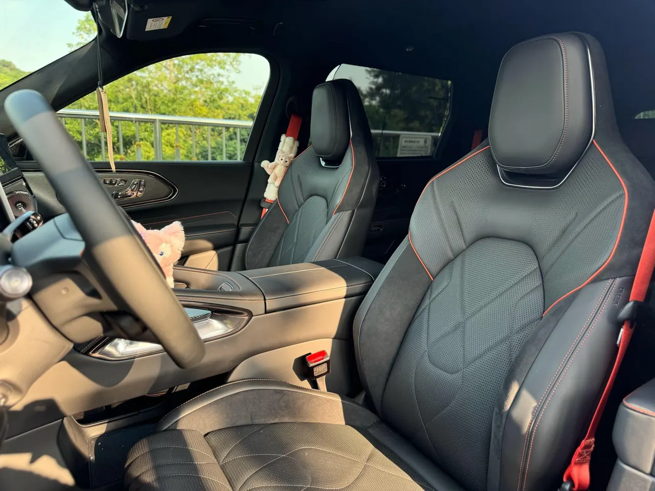 Zeekr 2026 Zeekr 9X 2.0T Obsidian Edition 70kWh5 Automatic Gear 7