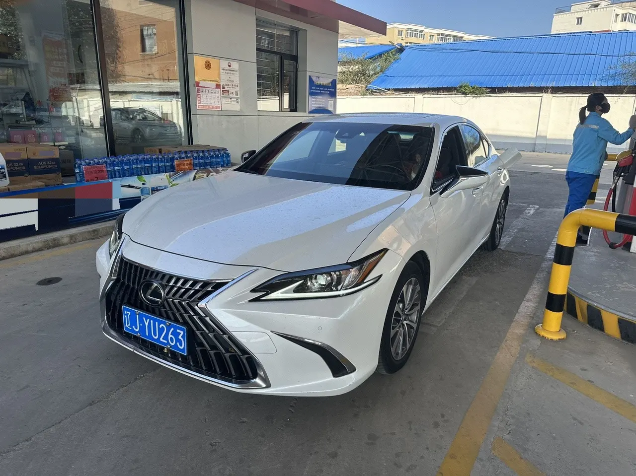 Open image lightbox: Lexus ES (Imported) 2022 ES200 2.0 Stepless Premium Edition Automatic Gear