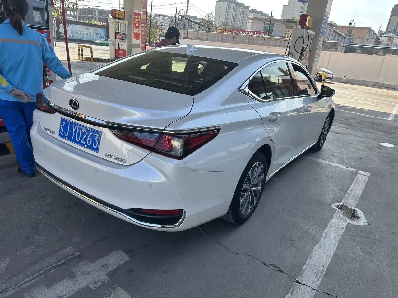 Lexus ES (Imported) 2022 ES200 2.0 Stepless Premium Edition Automatic Gear 4