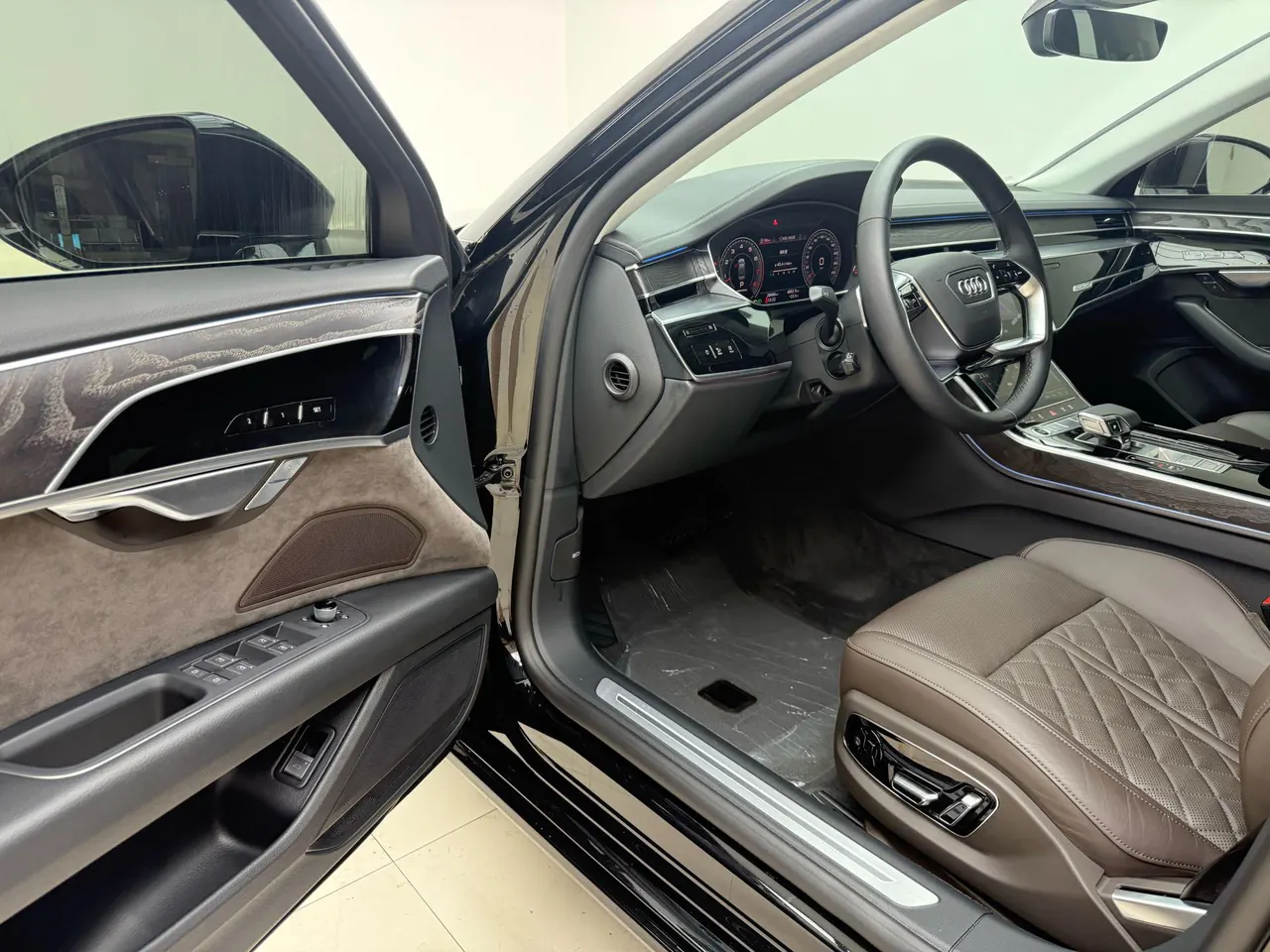 Audi A8L (Imported) 2022 A8L 48V 3.0TFSI 50TFSI Quattro Comfort Collection Edition Automatic Gear 10