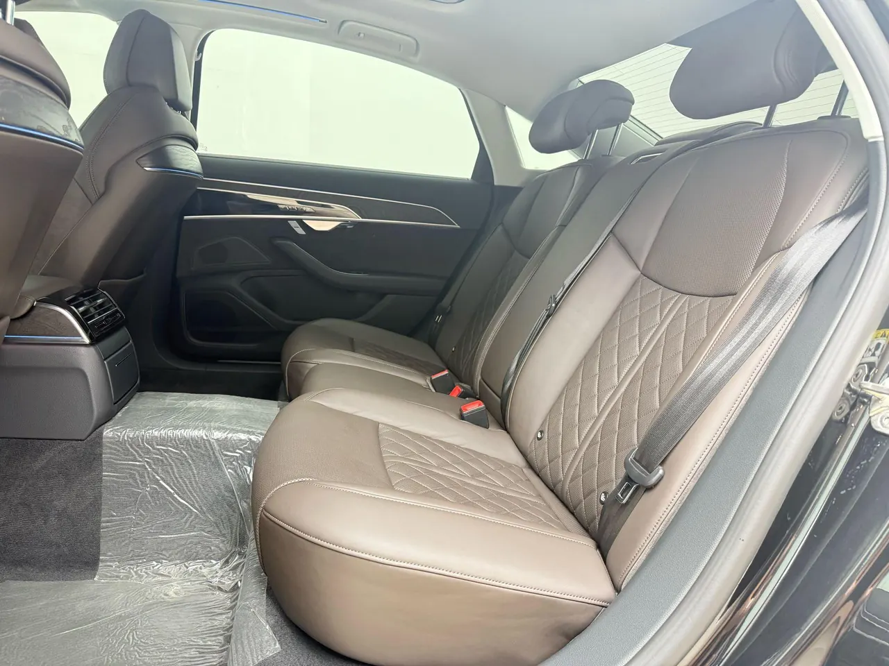 Audi A8L (Imported) 2022 A8L 48V 3.0TFSI 50TFSI Quattro Comfort Collection Edition Automatic Gear 15