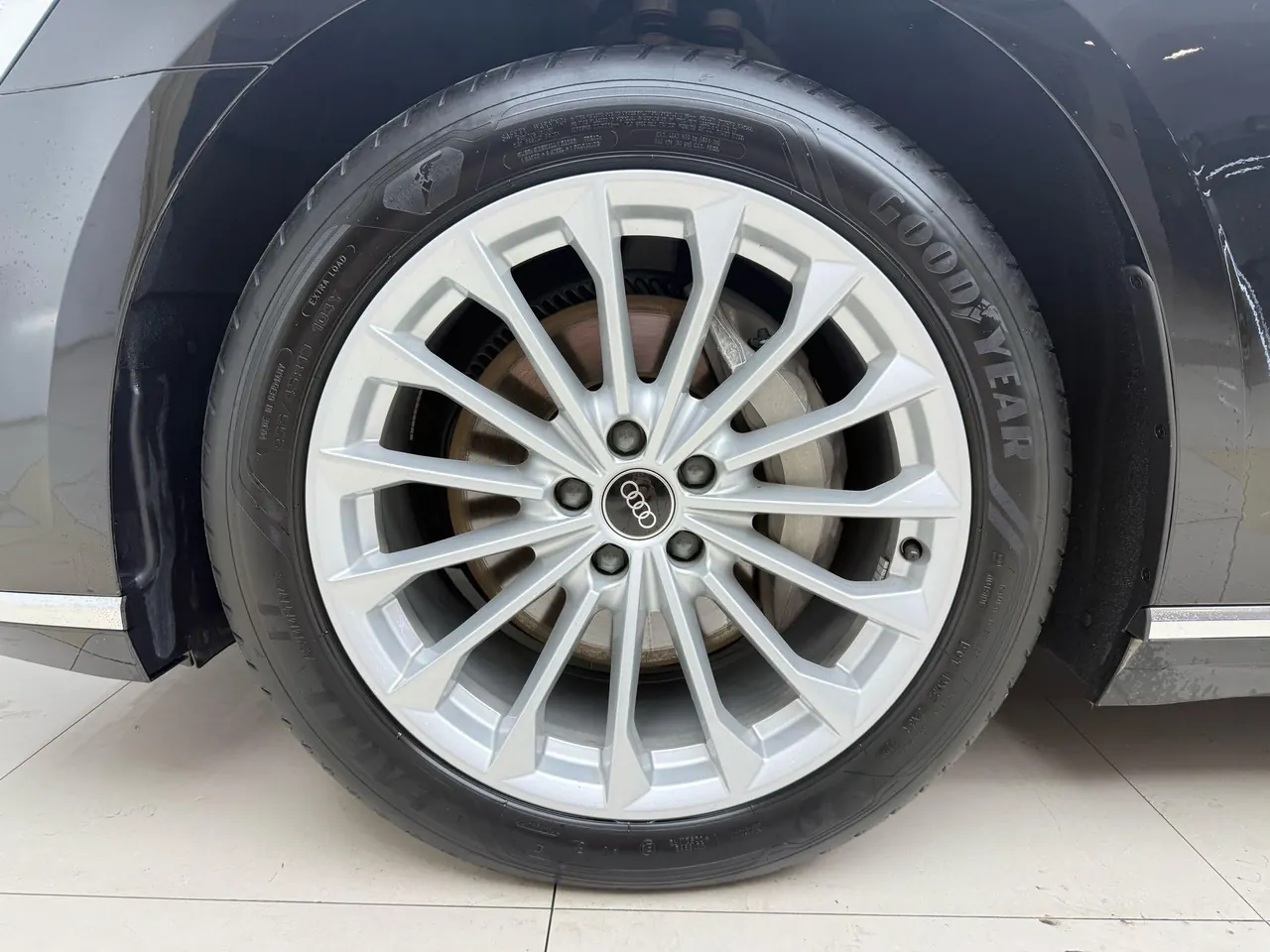 Audi A8L (Imported) 2022 A8L 48V 3.0TFSI 50TFSI Quattro Comfort Collection Edition Automatic Gear 17
