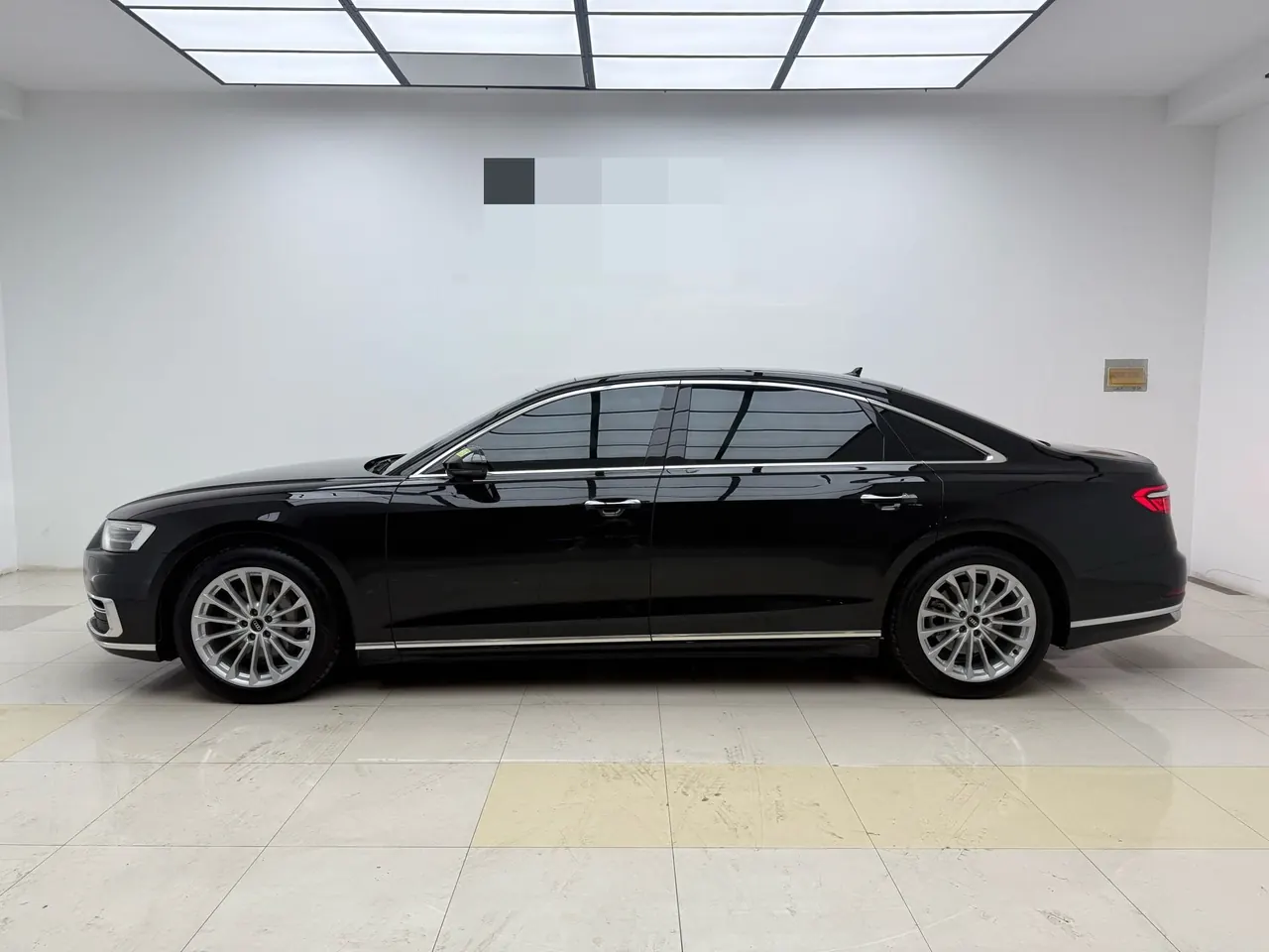Audi A8L (Imported) 2022 A8L 48V 3.0TFSI 50TFSI Quattro Comfort Collection Edition Automatic Gear 4