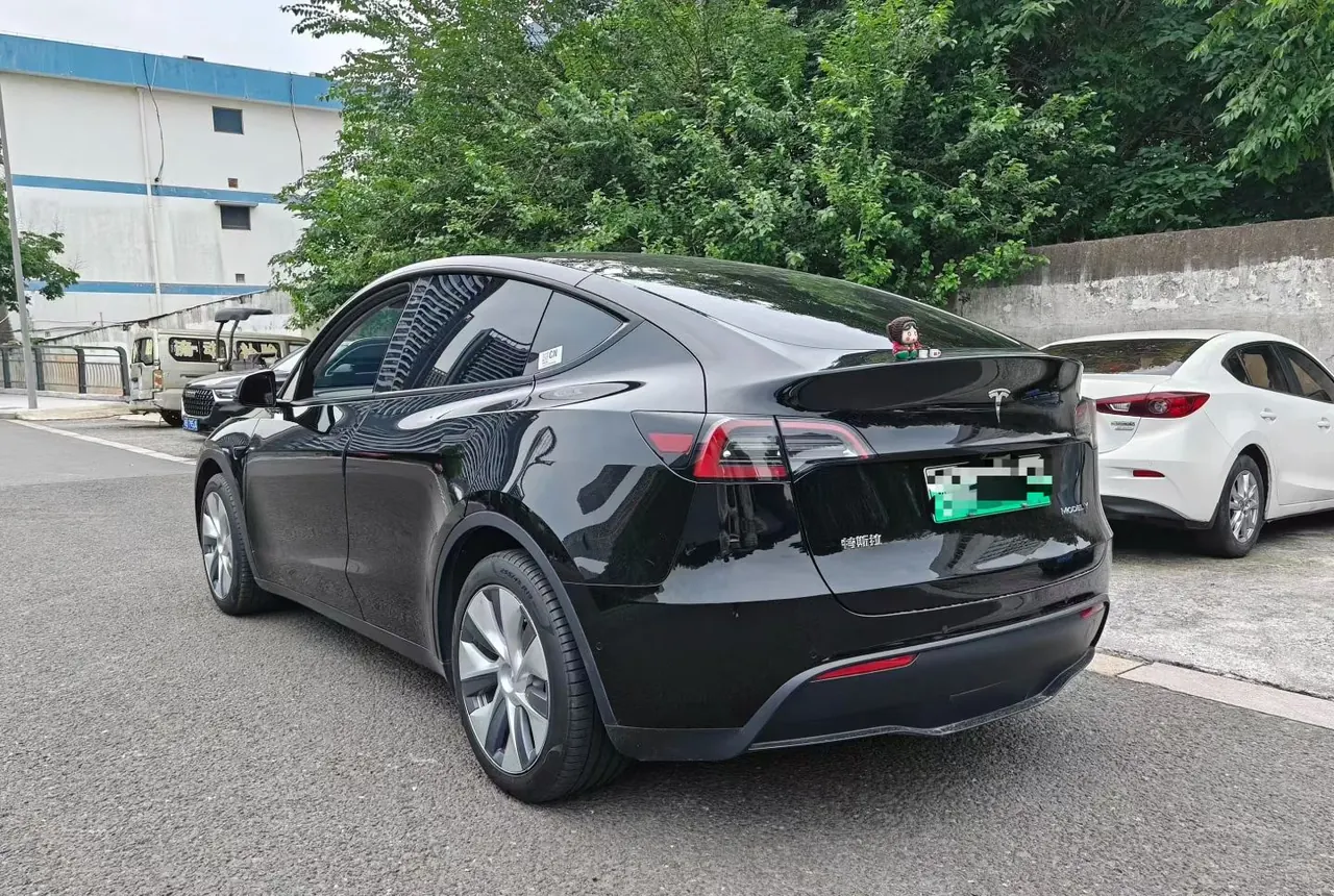 Tesla 2022 Model Y rear-wheel drive version automatic transmission 9