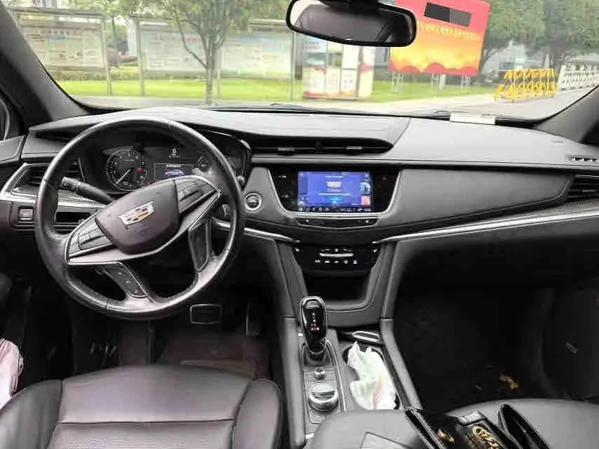 Cadillac 2022 XT5 48V 2.0T 4-wheel drive luxury (hummingbird version) automatic gear 5
