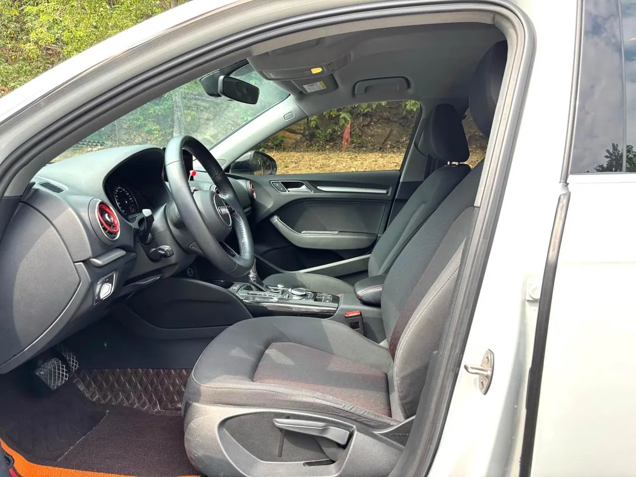 Audi 2020 A3 Sportback 1.4TFSI 35TFSI aggressive automatic gear 10