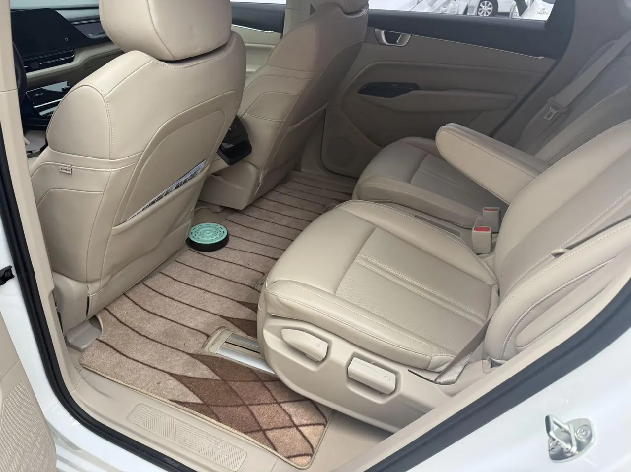 WuLing 2020 Capgemini 1.5T Stepless Flagship Automatic Gear 2