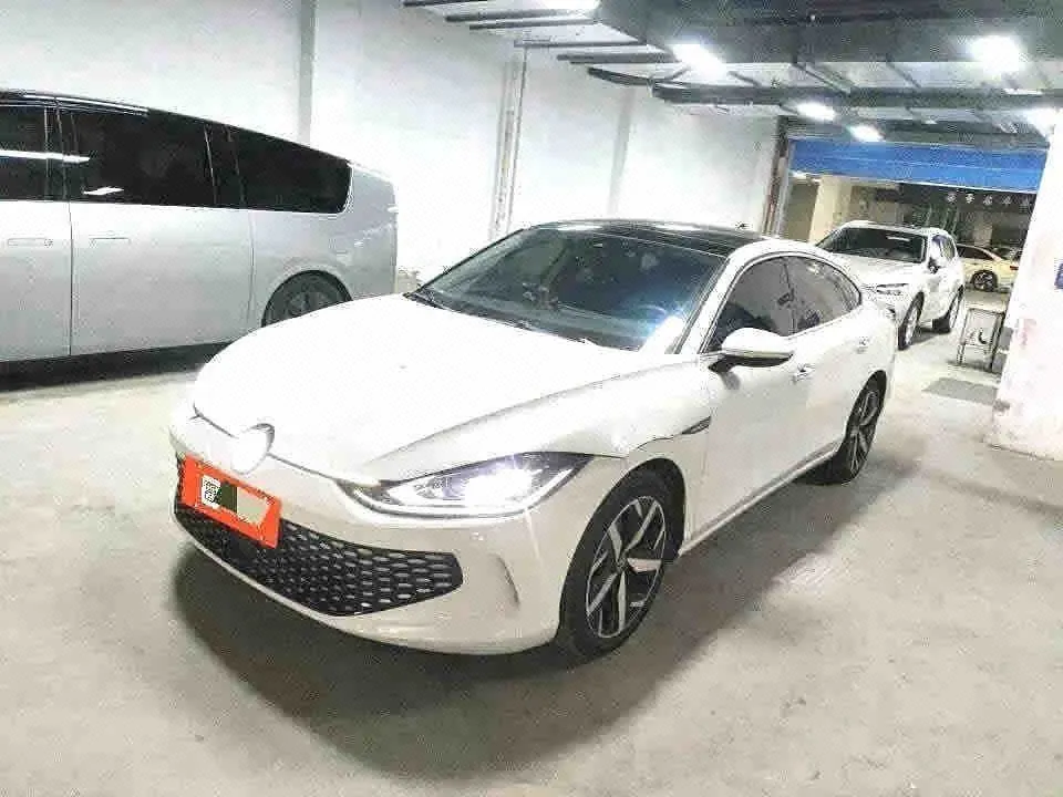 Открыть галерею: Volkswagen 2022 Ling Du L 1.4TSI 280TSI Cool Edition Automatic Gear