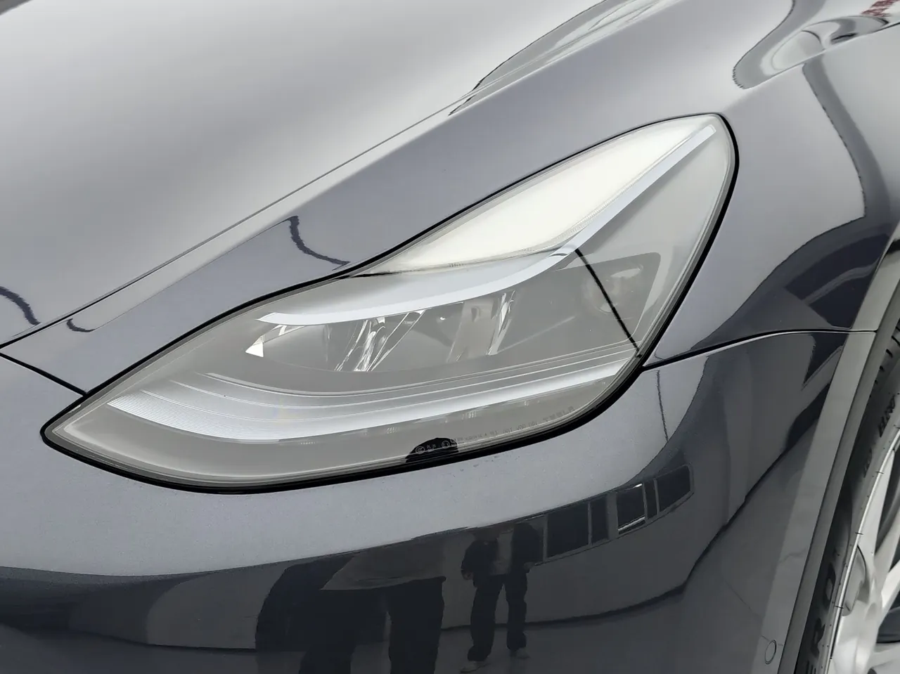 Tesla 2022 Model Y rear-wheel drive version automatic transmission 2