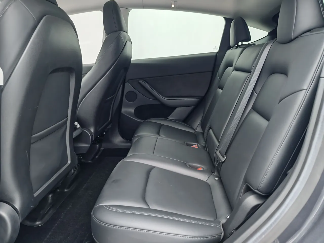 Tesla 2022 Model Y rear-wheel drive version automatic transmission 3