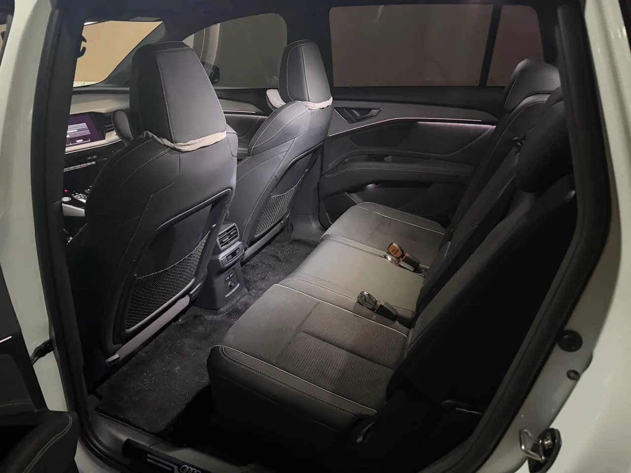 Audi 2022 Q5 e-tron 40-star royal suit automatic gear 4