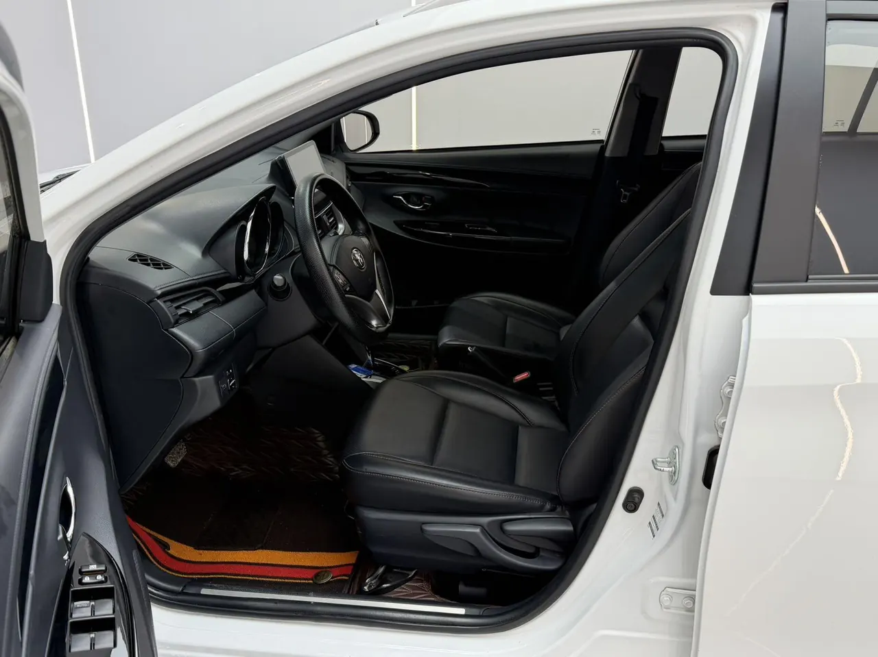 Toyota yaris 2022 YARiS L to dazzle X 1.5 stepless luxury PLUS version of automatic gear 10