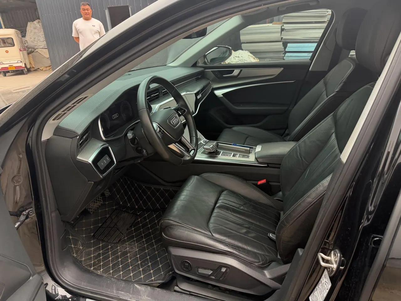Audi 2020 A6L 2.0TFSI 40TFSI Deluxe Elegant Automatic 3